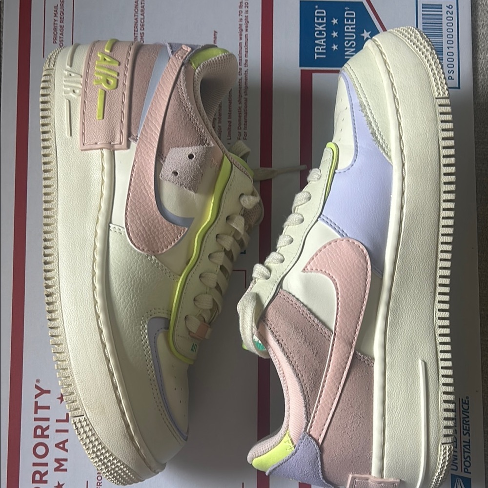 Nike Women’s Air Force 1 Shadow Pastel